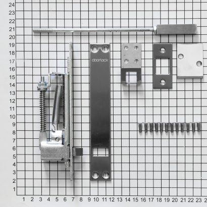 Шпингалет автоматический DOORLOCK FAB/M/200/SSS нержавеющая сталь, длина хода 16мм, планка 26х171мм, шток 200мм