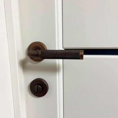 Ручка дверная DOORLOCK Oxford M046, темная бронза