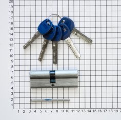 Цилиндровый механизм DOORLOCK V 2300AB N серия Variant, никелированный, 40x45мм, 5 перф.ключей